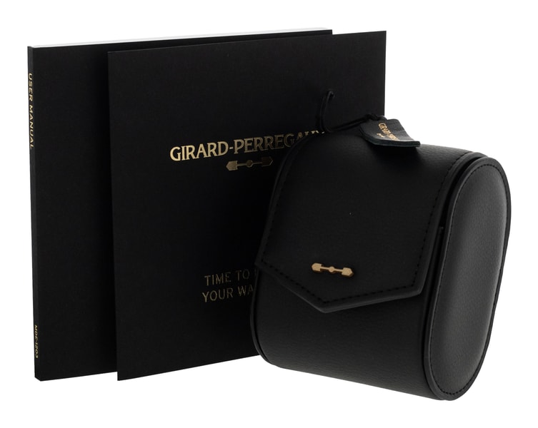 Girard Perregaux Laureato 81010-11-3153-1CM